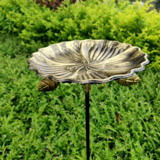 Bird Feeder and Bath Combo Lotus Leaf Shaped Birdbath Feeding Bowl with Stake for Garden, Yard Porch, Without Battery